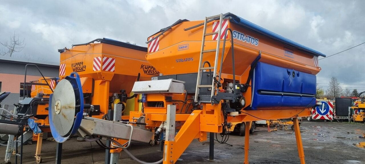 Schmidt odnowiona 2024 - Epandeur de sable pour Véhicule de voirie/ Spécial: photos 2 Schmidt odnowiona 2024 - Epandeur de sable pour Véhicule de voirie/ Spécial: photos 2