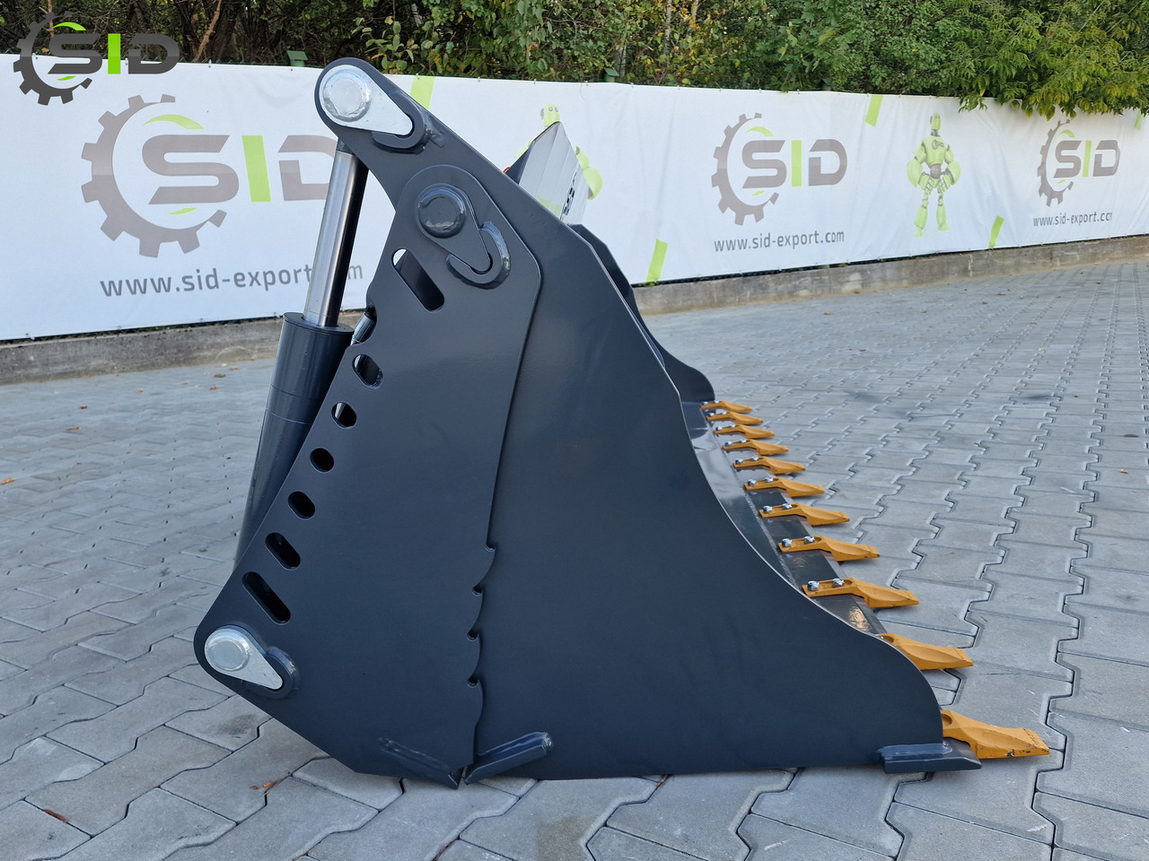SID Klappschaufel 4in1 / 4in1 multipurpose bucket 1,4 m - Godet pour chargeur pour Engins de chantier: photos 2 SID Klappschaufel 4in1 / 4in1 multipurpose bucket 1,4 m - Godet pour chargeur pour Engins de chantier: photos 2