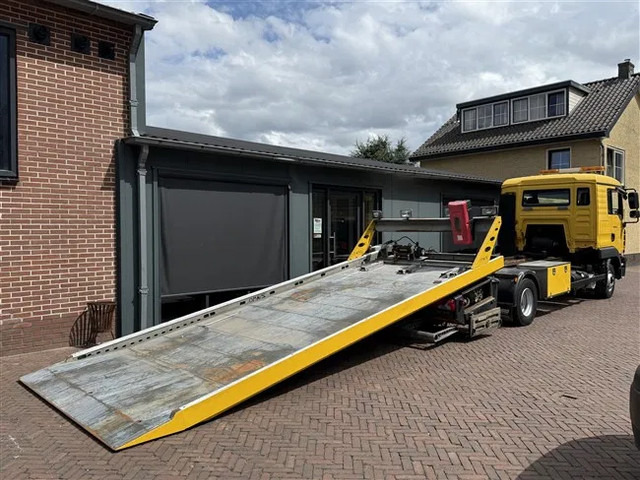 MAN TGL 12.210 Towtruck Crewcab 6 Seats Brill Winch - Remorqueuse: photos 2 MAN TGL 12.210 Towtruck Crewcab 6 Seats Brill Winch - Remorqueuse: photos 2
