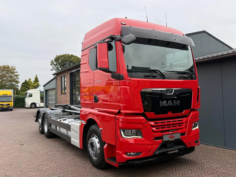 MAN TGX 26.470 Haakarm VDL 21.T XLX Bed Fridge Smart Select Only 133.000KM! - Camion porte-conteneur/ Caisse mobile: photos 1 MAN TGX 26.470 Haakarm VDL 21.T XLX Bed Fridge Smart Select Only 133.000KM! - Camion porte-conteneur/ Caisse mobile: photos 1