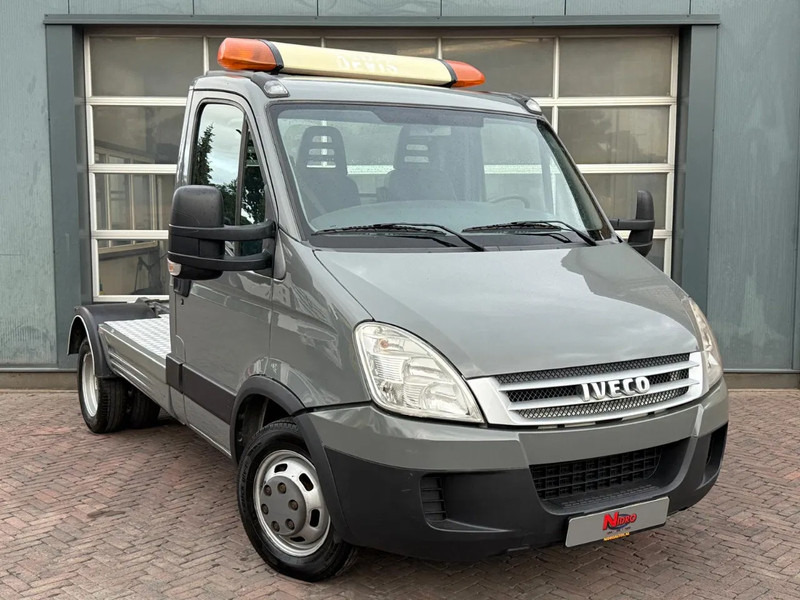 Iveco Daily 35C18 BE TREKKER 3 ZITS EURO 5 12 TON - Tracteur routier: photos 1 Iveco Daily 35C18 BE TREKKER 3 ZITS EURO 5 12 TON - Tracteur routier: photos 1