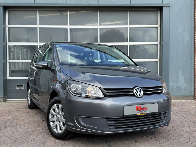 Volkswagen Touran 1.2 TSI 105pk 7 Pers LMV export - Voiture: photos 1 Volkswagen Touran 1.2 TSI 105pk 7 Pers LMV export - Voiture: photos 1