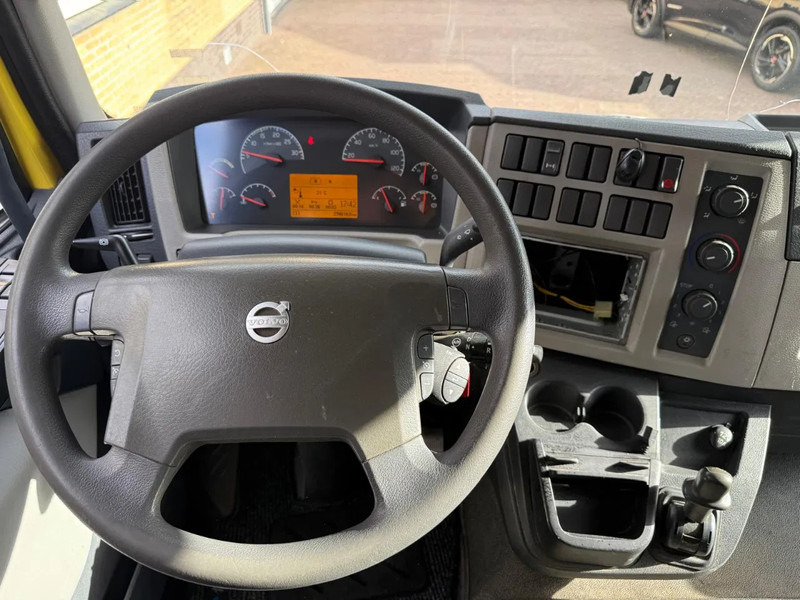 Volvo FL 12.240 Airco 2x bed Douche Heater Gereserveerd - Camion fourgon: photos 5 Volvo FL 12.240 Airco 2x bed Douche Heater Gereserveerd - Camion fourgon: photos 5