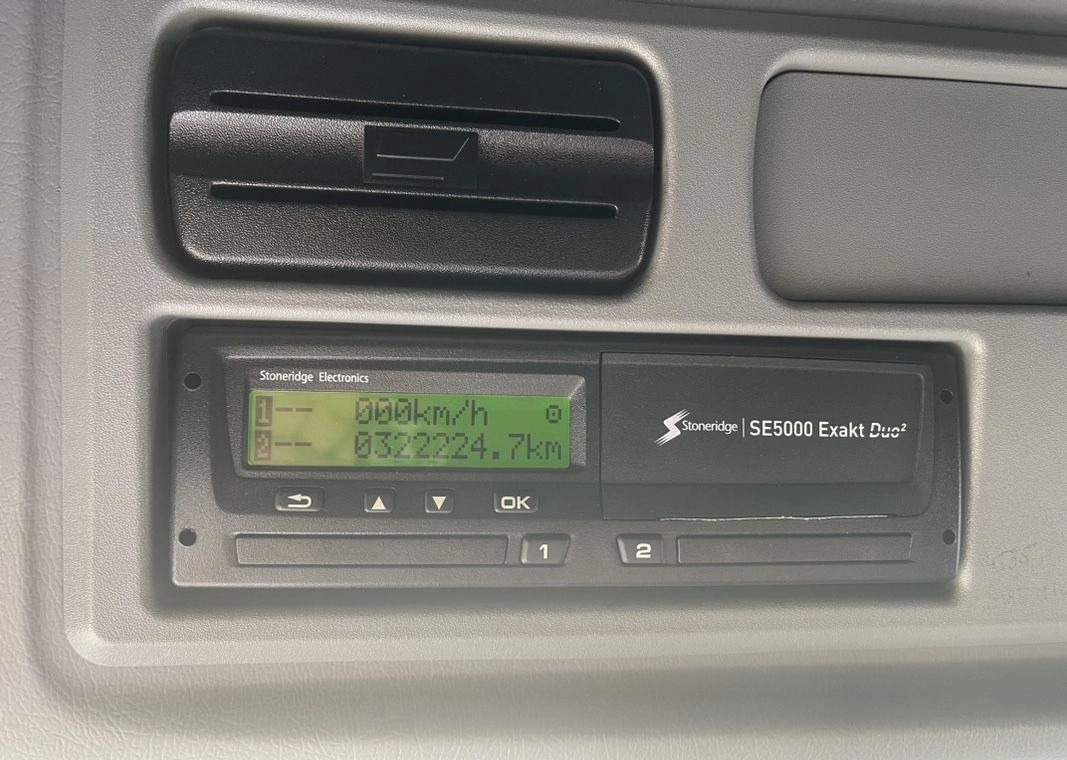 MERCEDES-BENZ AXOR PRZEBIEG TYLKO 322000 KM!!!! en leasing occasion MERCEDES-BENZ AXOR PRZEBIEG TYLKO 322000 KM!!!!: photos 6 MERCEDES-BENZ AXOR PRZEBIEG TYLKO 322000 KM!!!! en leasing occasion MERCEDES-BENZ AXOR PRZEBIEG TYLKO 322000 KM!!!!: photos 6