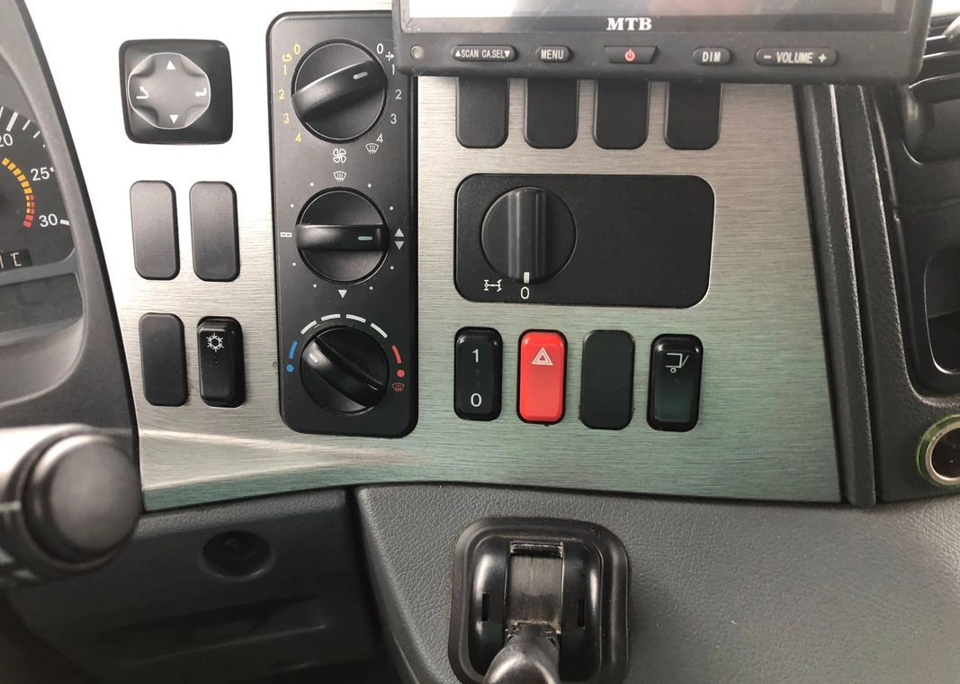 MERCEDES-BENZ AXOR PRZEBIEG TYLKO 322000 KM!!!! en leasing occasion MERCEDES-BENZ AXOR PRZEBIEG TYLKO 322000 KM!!!!: photos 18 MERCEDES-BENZ AXOR PRZEBIEG TYLKO 322000 KM!!!! en leasing occasion MERCEDES-BENZ AXOR PRZEBIEG TYLKO 322000 KM!!!!: photos 18