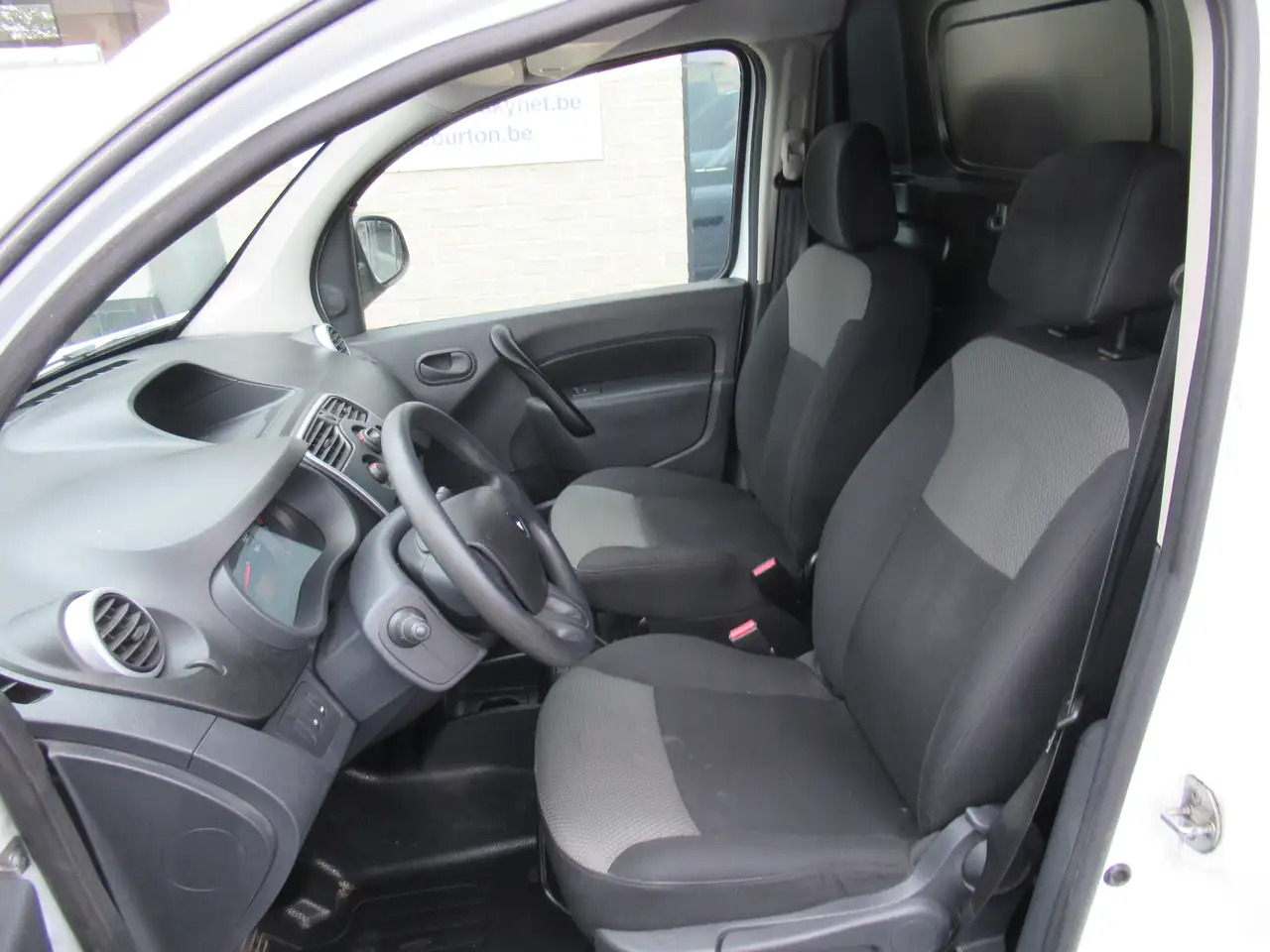Fourgonnette Renault Kangoo 15 DCI GRAND CONFORT CLIM 8250€+TVA/BTW: photos 6