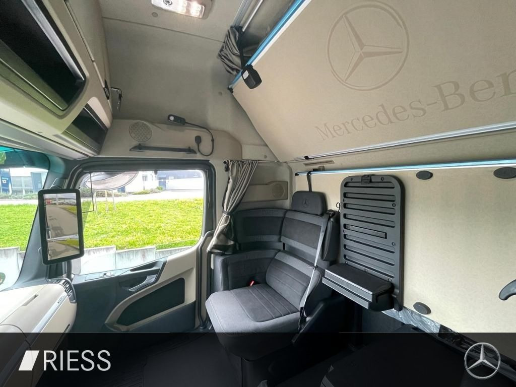 Camion Mercedes-Benz Actros 1863 LS 4x2: photos 8