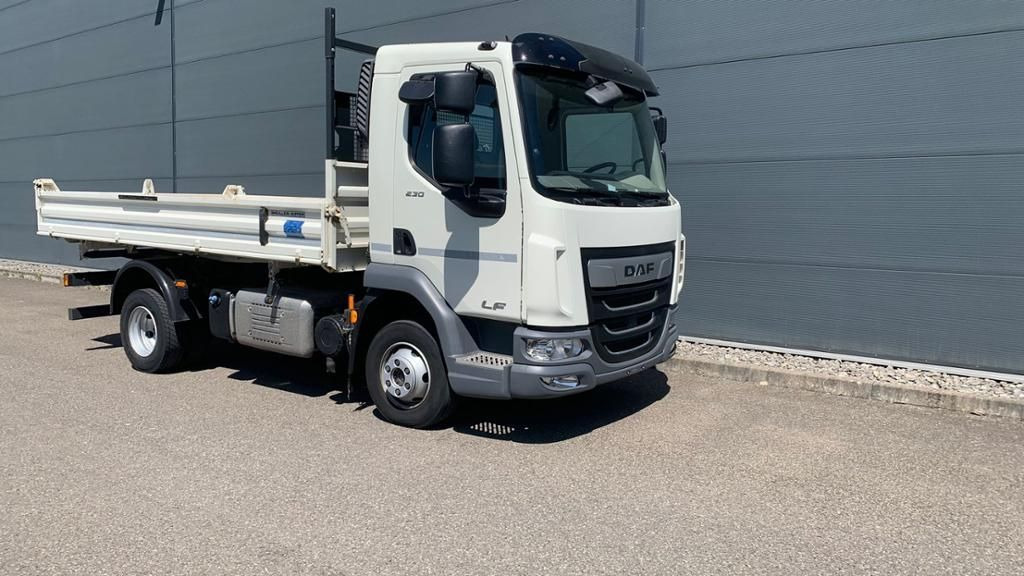 DAF LF 230 FA 7,49 t. Meiller DSK Klima Automatik - Utilitaire benne: photos 1 DAF LF 230 FA 7,49 t. Meiller DSK Klima Automatik - Utilitaire benne: photos 1
