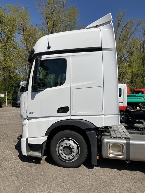 Mercedes-Benz Actros 1851 LS 4x2 - Tracteur routier: photos 2 Mercedes-Benz Actros 1851 LS 4x2 - Tracteur routier: photos 2