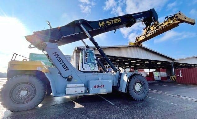 Hyster RS46-41XD/67S - Reach stacker: photos 1 Hyster RS46-41XD/67S - Reach stacker: photos 1
