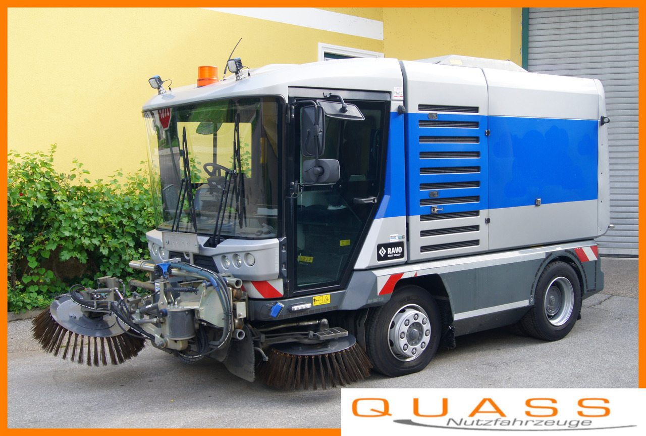 RAVO 560 /EURO 6/TÜV/3.Kehrbesen/Recyclingsystem - Balayeuse de voirie: photos 1 RAVO 560 /EURO 6/TÜV/3.Kehrbesen/Recyclingsystem - Balayeuse de voirie: photos 1