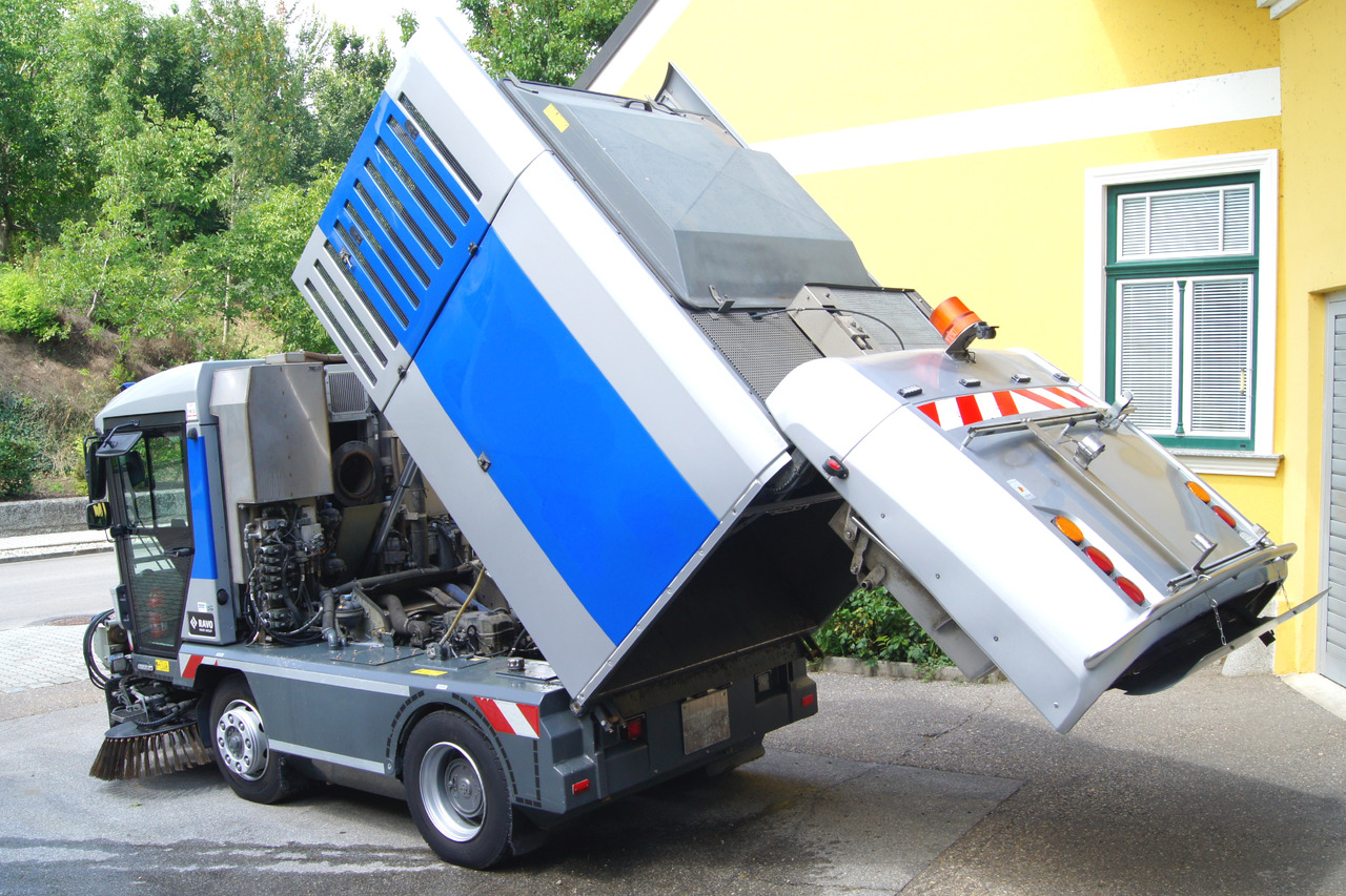 RAVO 560 /EURO 6/TÜV/3.Kehrbesen/Recyclingsystem - Balayeuse de voirie: photos 5 RAVO 560 /EURO 6/TÜV/3.Kehrbesen/Recyclingsystem - Balayeuse de voirie: photos 5
