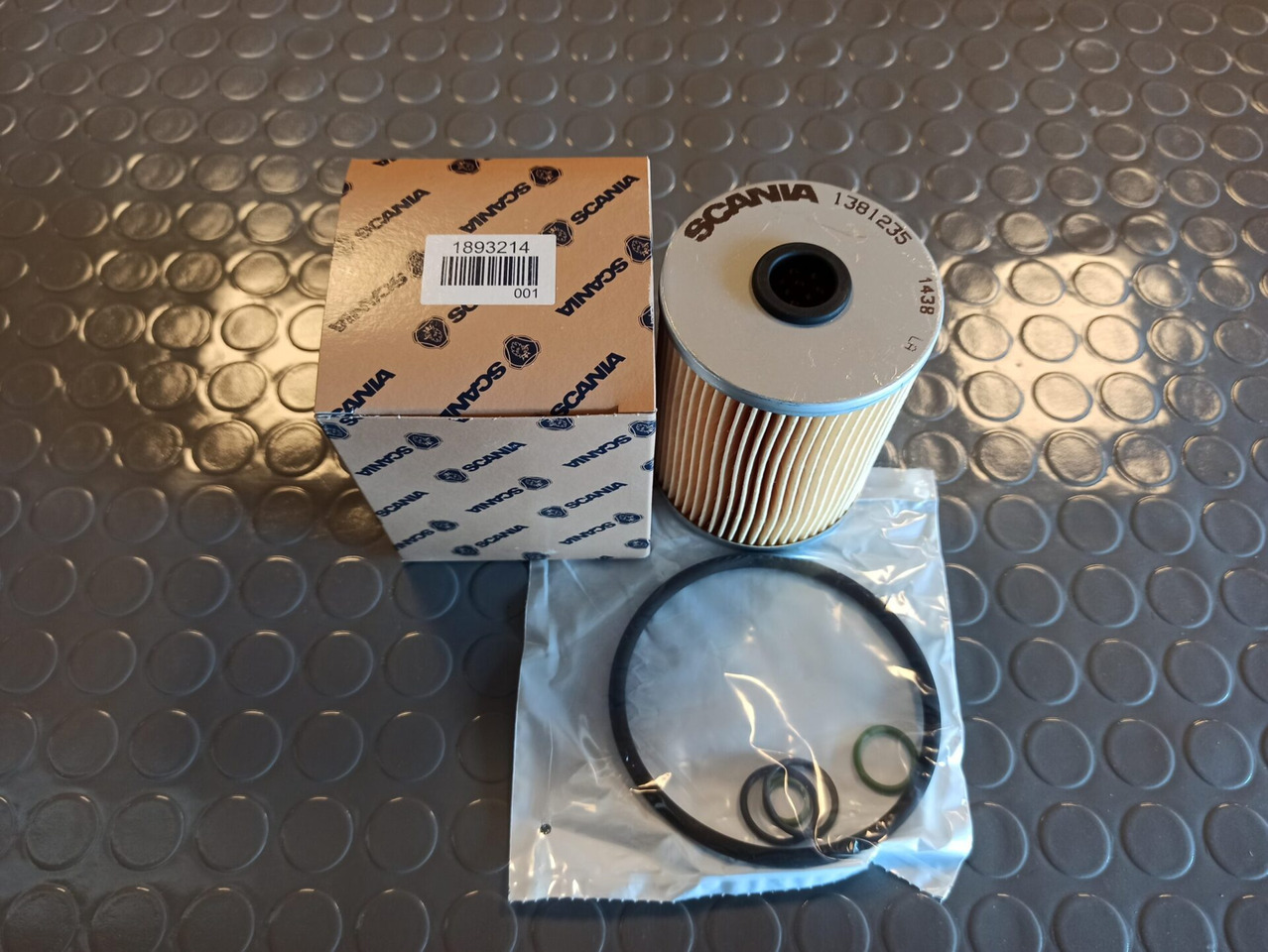 SCANIA MAINTENANCE KIT RETARDER - 1893214 - Boîte de vitesse et pièces pour Camion: photos 1 SCANIA MAINTENANCE KIT RETARDER - 1893214 - Boîte de vitesse et pièces pour Camion: photos 1