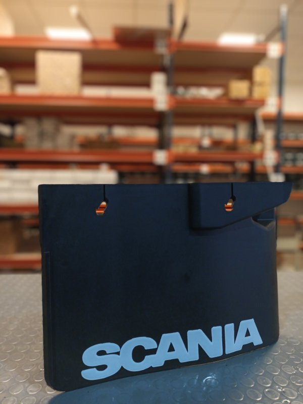 SCANIA MUDFLAP RH - 1361764 - Aile pour Camion: photos 1 SCANIA MUDFLAP RH - 1361764 - Aile pour Camion: photos 1