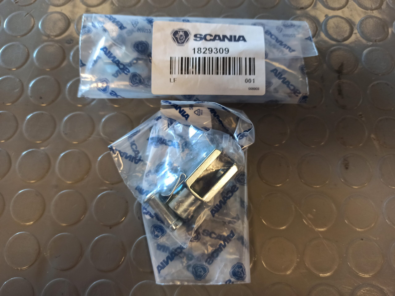 SCANIA REPAIR KIT - 1829309 - Kit de révision moteur pour Camion: photos 1 SCANIA REPAIR KIT - 1829309 - Kit de révision moteur pour Camion: photos 1