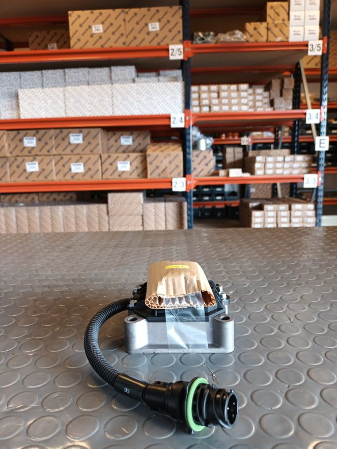 SCANIA SENSOR 1545124 - Capteur pour Camion: photos 1 SCANIA SENSOR 1545124 - Capteur pour Camion: photos 1