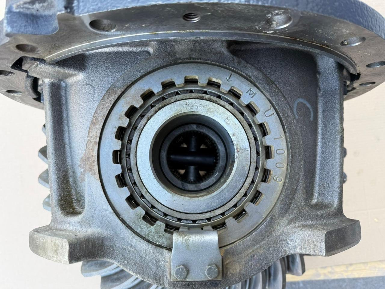 VOLVO Differential Groups 20864048 - Essieu et pièces pour Camion: photos 4 VOLVO Differential Groups 20864048 - Essieu et pièces pour Camion: photos 4