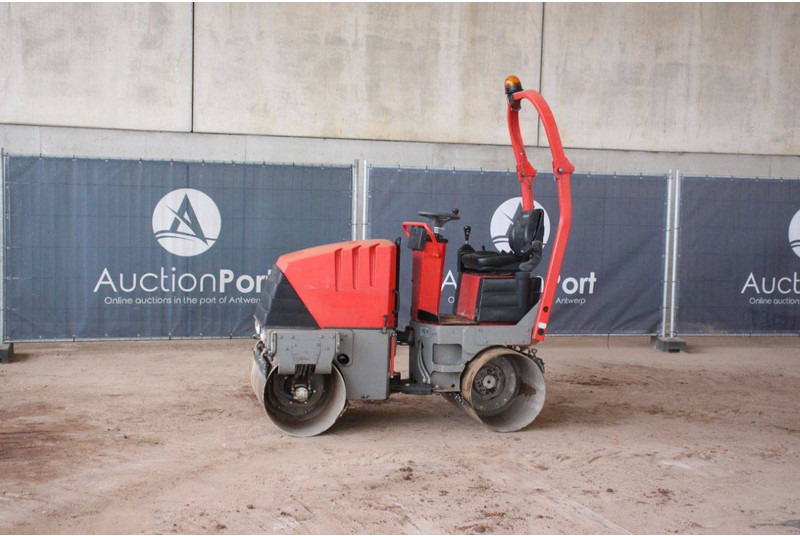 Ammann AV20-2 - Compacteur à pieds de mouton/ Monocylindre: photos 1 Ammann AV20-2 - Compacteur à pieds de mouton/ Monocylindre: photos 1