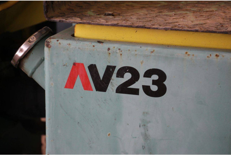 Compacteur à pieds de mouton/ Monocylindre Ammann AV23: photos 13 Compacteur à pieds de mouton/ Monocylindre Ammann AV23: photos 13