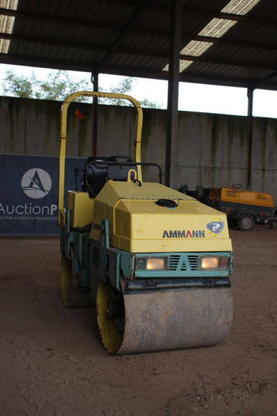 Compacteur à pieds de mouton/ Monocylindre Ammann AV23: photos 6 Compacteur à pieds de mouton/ Monocylindre Ammann AV23: photos 6