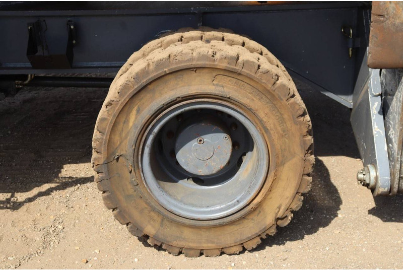 Pelle sur pneus Atlas 350MH: photos 17