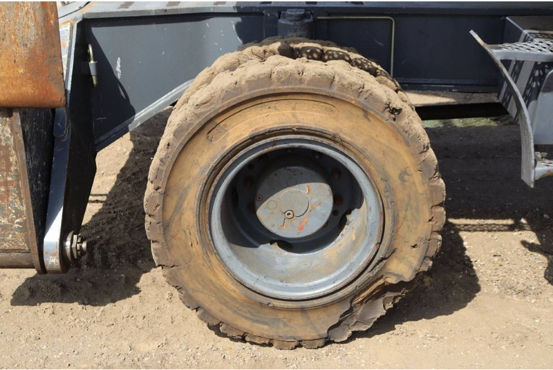 Pelle sur pneus Atlas 350MH: photos 16