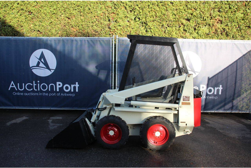 Bobcat 315 - Chargeuse sur pneus: photos 2 Bobcat 315 - Chargeuse sur pneus: photos 2