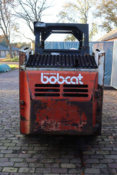 Bobcat 641 - Chargeuse sur pneus: photos 5 Bobcat 641 - Chargeuse sur pneus: photos 5