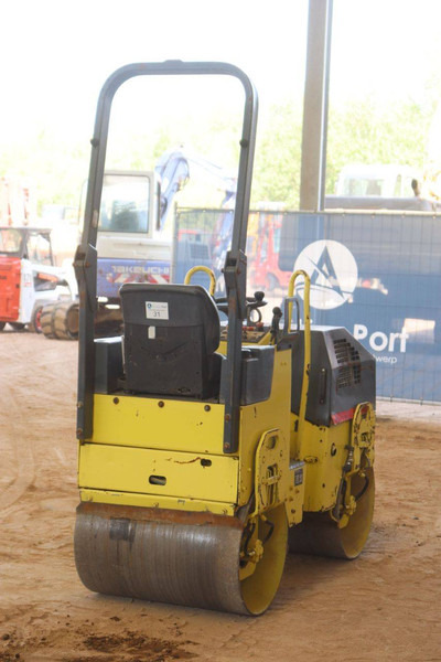 Compacteur à pieds de mouton/ Monocylindre Bomag BW80: photos 6