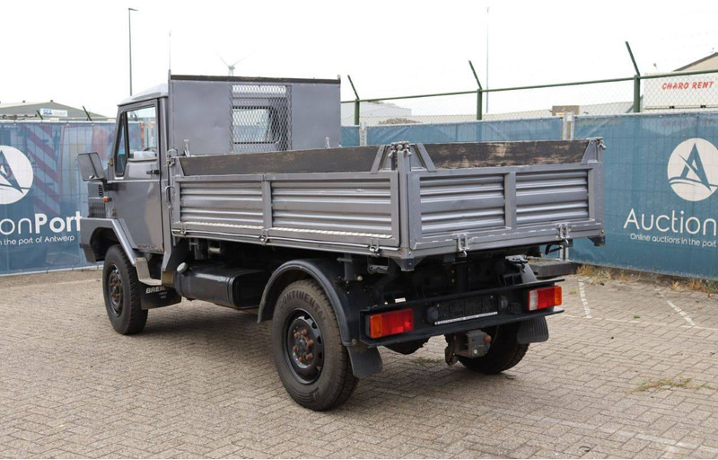 Bremach TGR 35 - Camion fourgon: photos 4 Bremach TGR 35 - Camion fourgon: photos 4