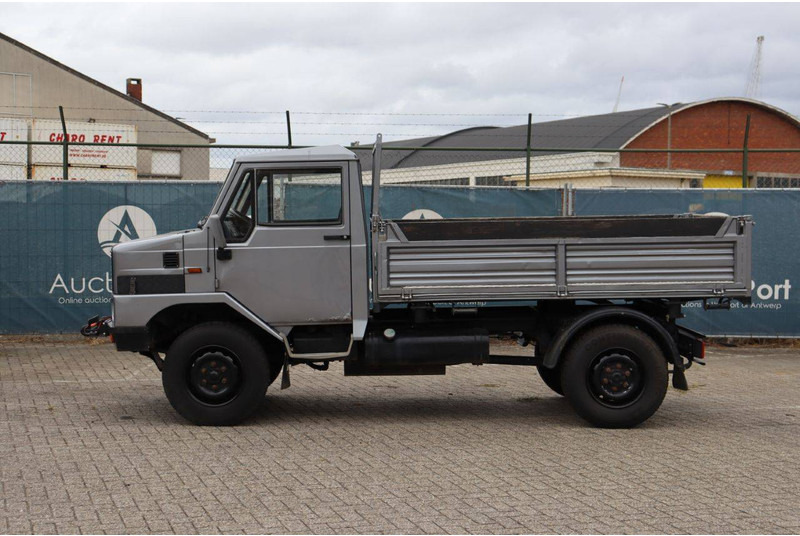 Bremach TGR 35 - Camion fourgon: photos 2 Bremach TGR 35 - Camion fourgon: photos 2