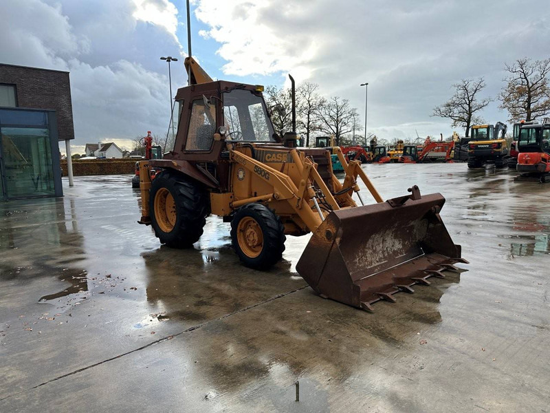 Case 580G - Tractopelle: photos 3 Case 580G - Tractopelle: photos 3