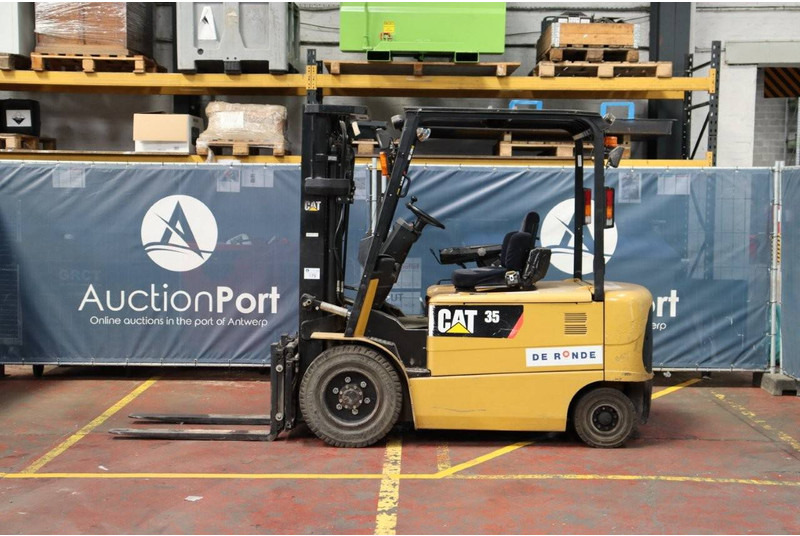 Cat EP35K-PAC - Chariot élévateur électrique: photos 2 Cat EP35K-PAC - Chariot élévateur électrique: photos 2