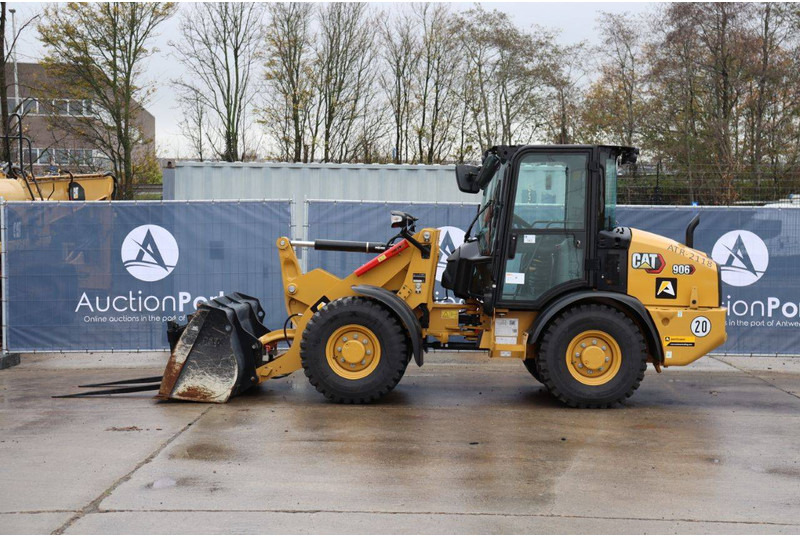 Caterpillar 906 - Chargeuse sur pneus: photos 2 Caterpillar 906 - Chargeuse sur pneus: photos 2