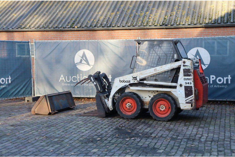 Clark 543 - Chargeuse sur pneus: photos 3 Clark 543 - Chargeuse sur pneus: photos 3