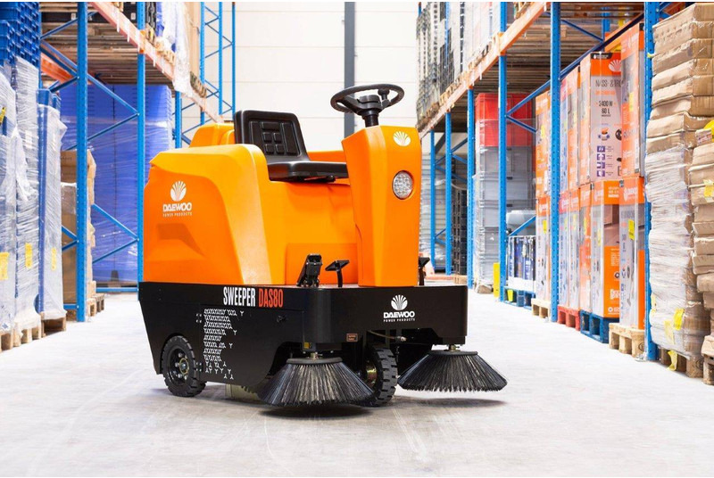 Daewoo Das80 Zit - Balayeuse de voirie: photos 3 Daewoo Das80 Zit - Balayeuse de voirie: photos 3