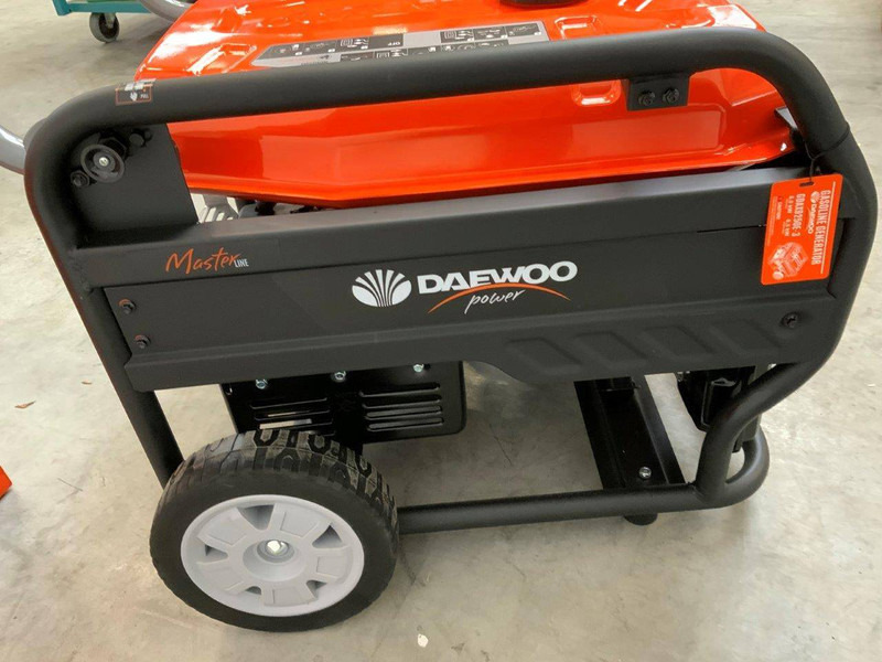 Daewoo GDAX9250E-3 - Groupe électrogène: photos 4 Daewoo GDAX9250E-3 - Groupe électrogène: photos 4