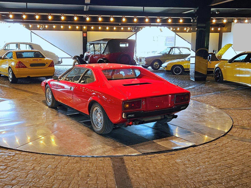 Ferrari DINO 308 GT4 - Berline: photos 3 Ferrari DINO 308 GT4 - Berline: photos 3