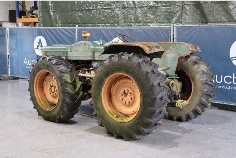 Ford County 1004 - Tracteur agricole: photos 3 Ford County 1004 - Tracteur agricole: photos 3