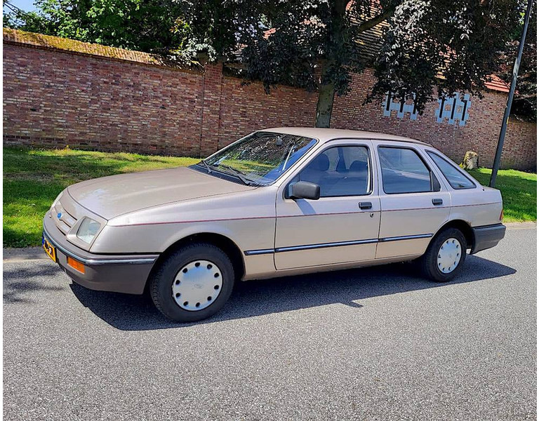 Ford Sierra 1.3 - Berline: photos 1 Ford Sierra 1.3 - Berline: photos 1