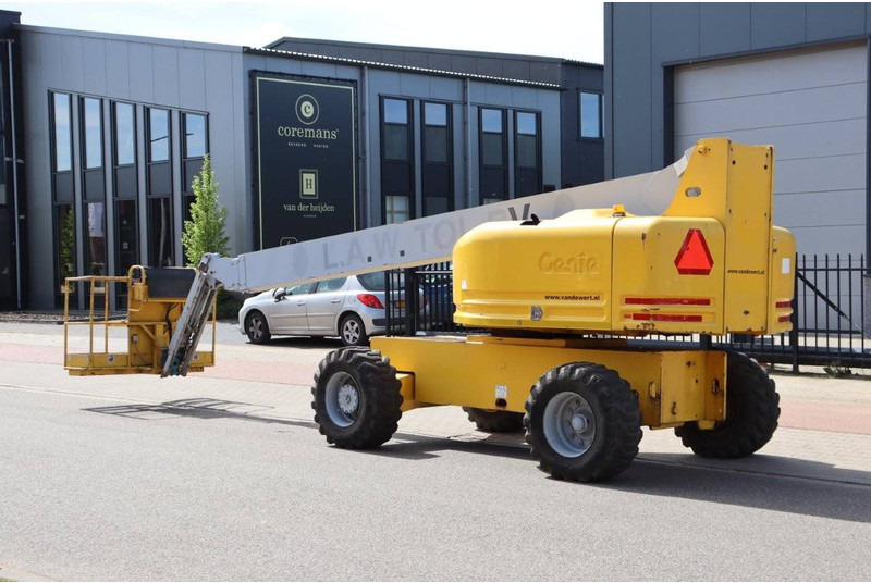 Genie S-65 - Nacelle télescopique: photos 3 Genie S-65 - Nacelle télescopique: photos 3