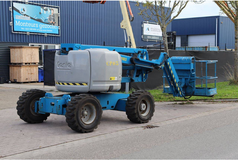 Genie Z-45/25J - Nacelle articulée: photos 5 Genie Z-45/25J - Nacelle articulée: photos 5