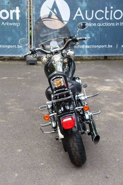 Harley-Davidson Dyna Super Glide Custom - Motocyclette: photos 5 Harley-Davidson Dyna Super Glide Custom - Motocyclette: photos 5