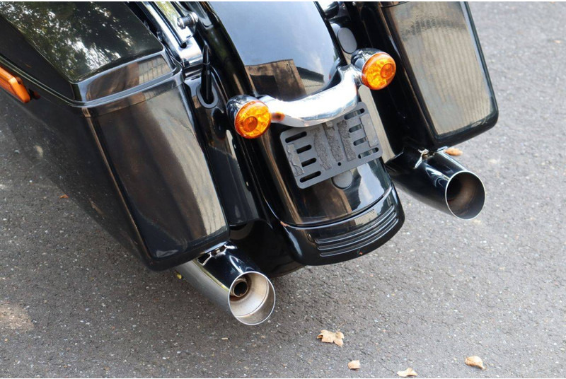 Motocyclette Harley-Davidson Street Glide: photos 17 Motocyclette Harley-Davidson Street Glide: photos 17