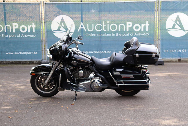 Harley-Davidson Ultra Classic - Motocyclette: photos 2 Harley-Davidson Ultra Classic - Motocyclette: photos 2