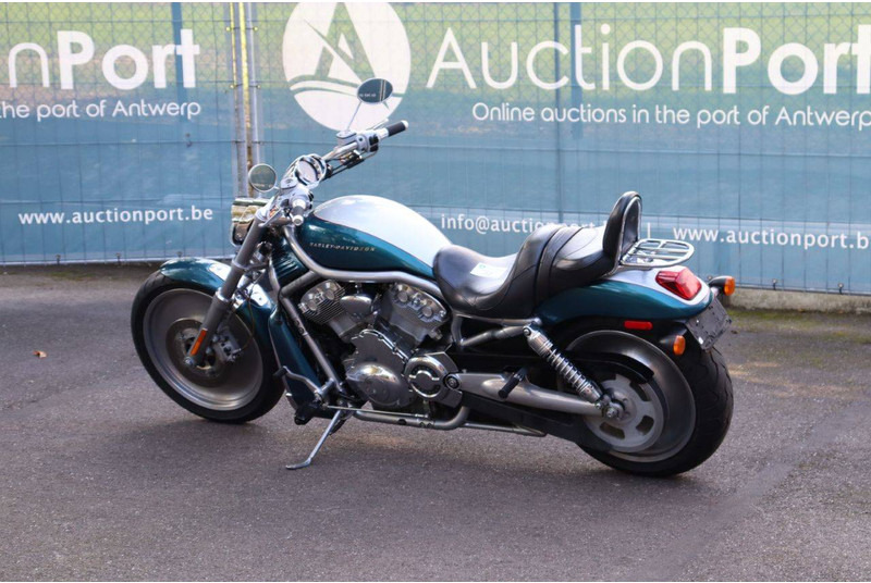 Harley-Davidson V-ROD VRSC - Motocyclette: photos 3 Harley-Davidson V-ROD VRSC - Motocyclette: photos 3