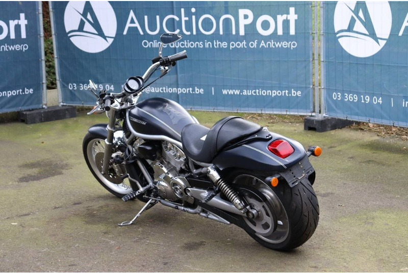 Harley-Davidson V-Rod VRSC - Motocyclette: photos 4 Harley-Davidson V-Rod VRSC - Motocyclette: photos 4