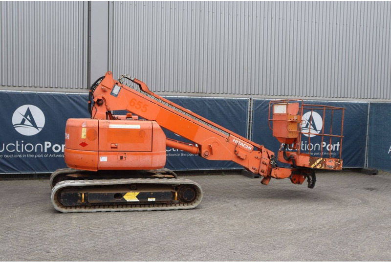 Hitachi HX99B-2 - Nacelle télescopique: photos 1 Hitachi HX99B-2 - Nacelle télescopique: photos 1