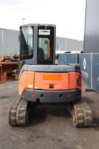 Hitachi ZX40U-2 CLR - Pelle sur chenille: photos 5 Hitachi ZX40U-2 CLR - Pelle sur chenille: photos 5