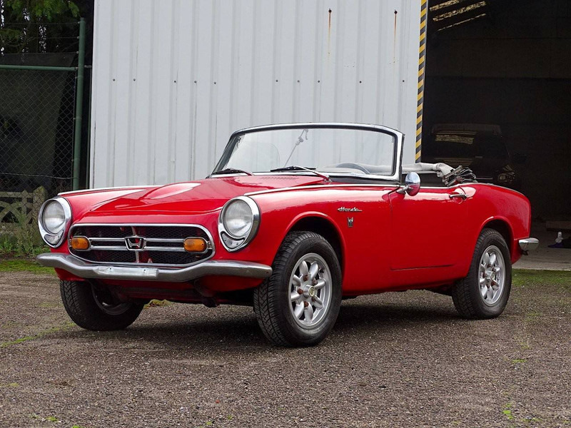 Honda S800 - Berline: photos 1 Honda S800 - Berline: photos 1